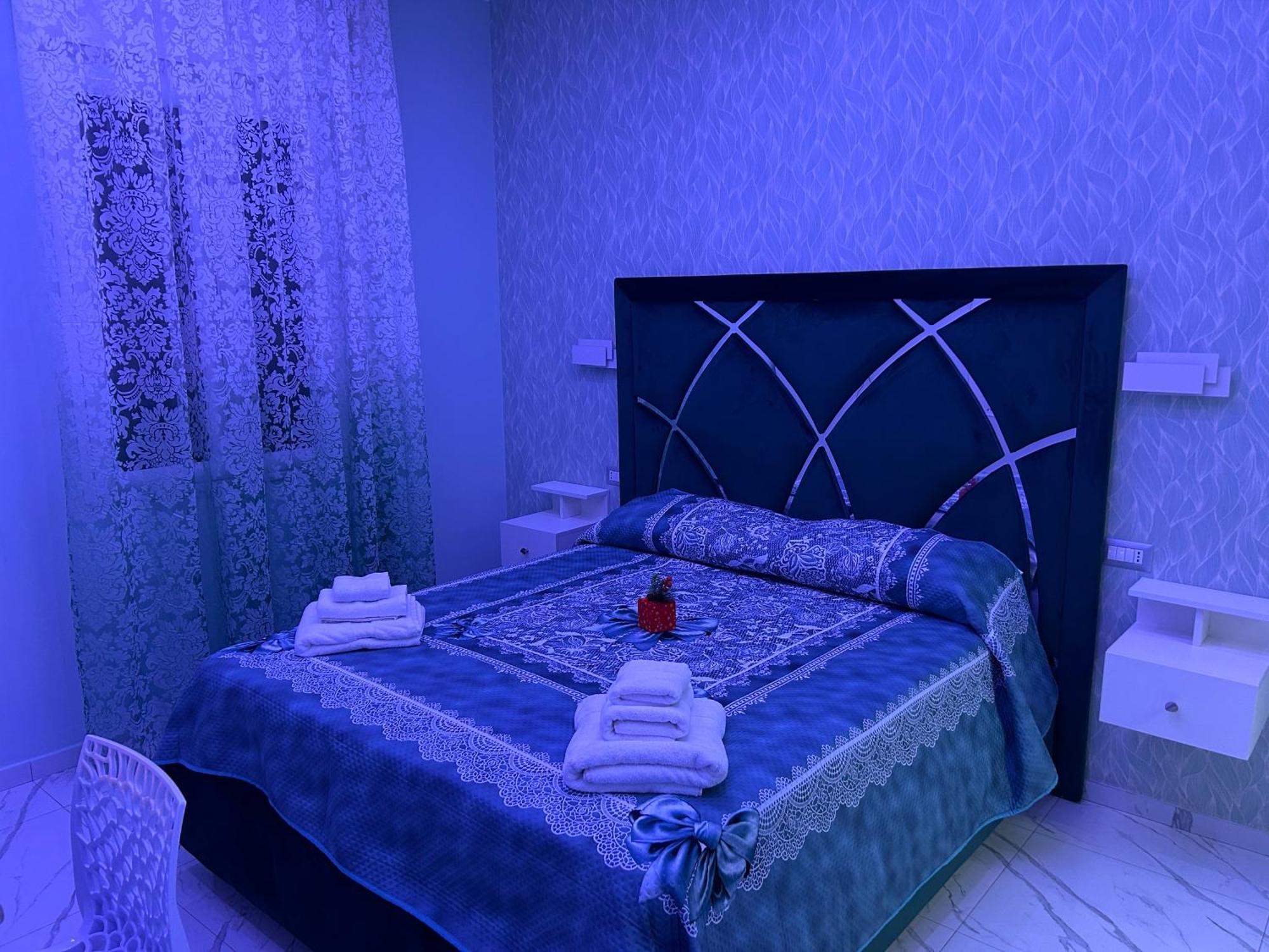 Bed and Breakfast Bebsantaniellohouse1 Neapel Exterior foto